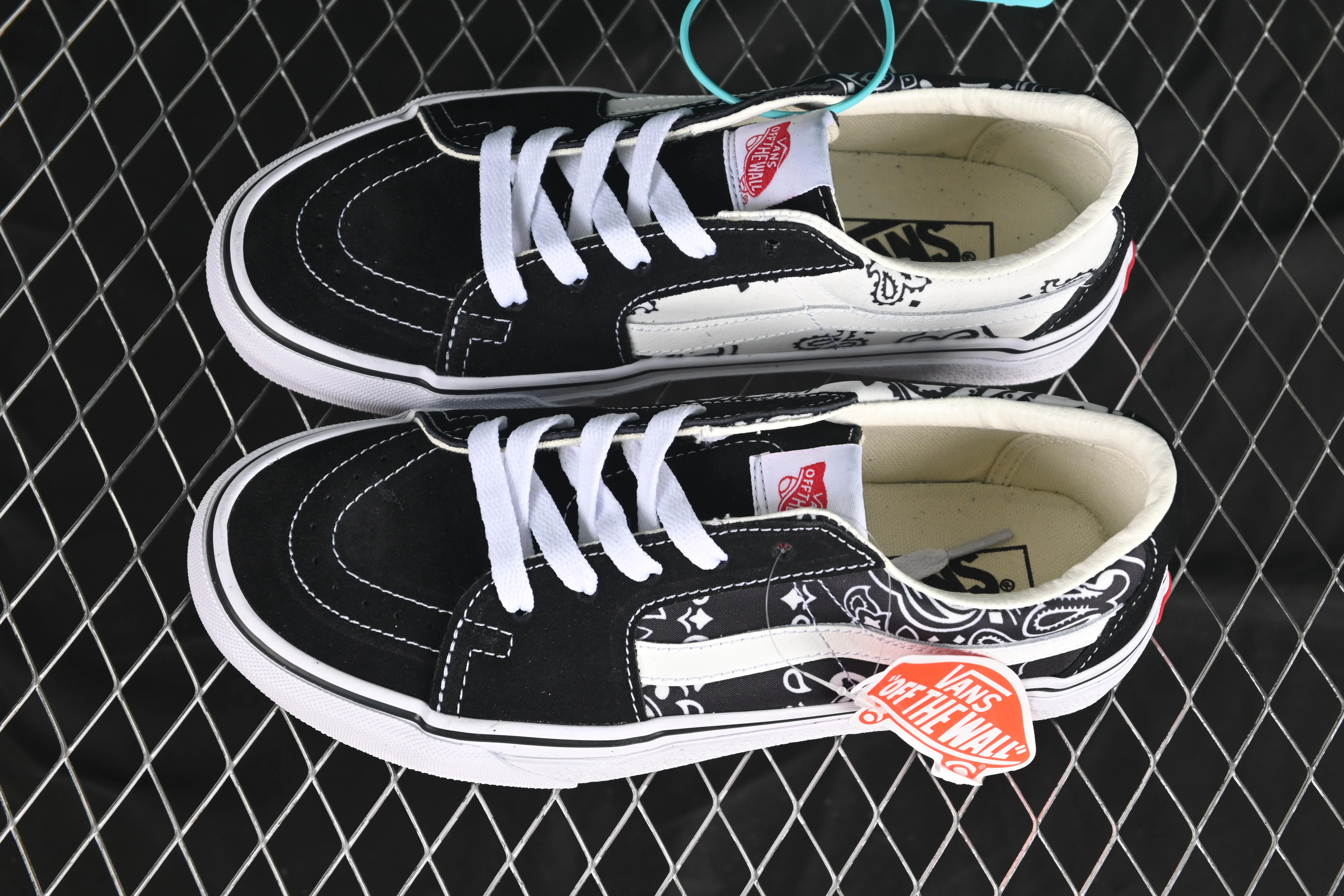 All categories Vans Vans series Vans Low Vans low-top Vans Sk8-Low Vans cashew flower non-slip casual skateboard shoes VN0A4UWI5MW